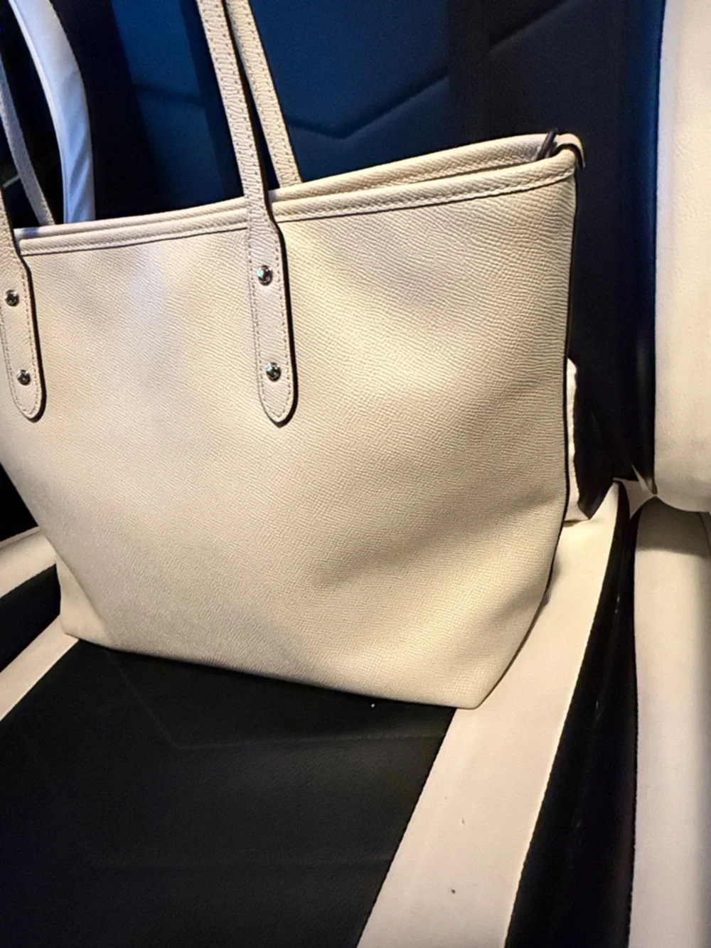Coach City Zip Tote in Chalk